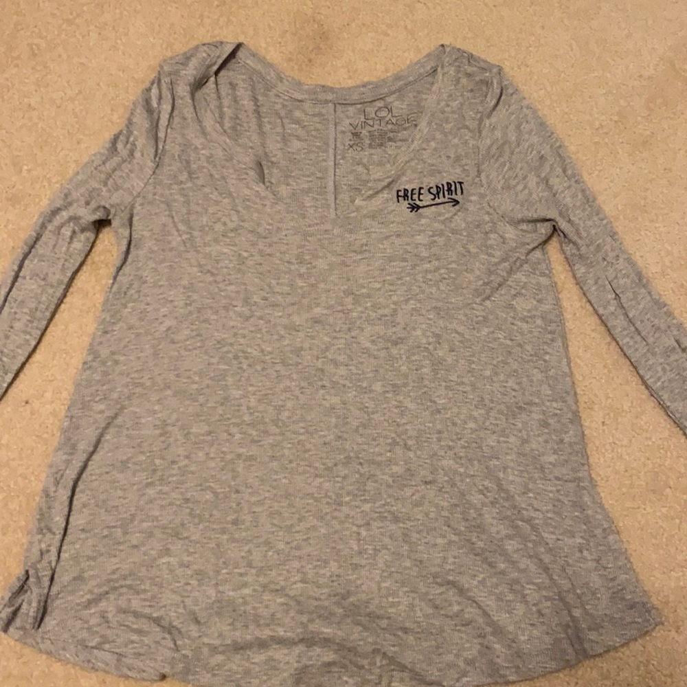 grey V neck